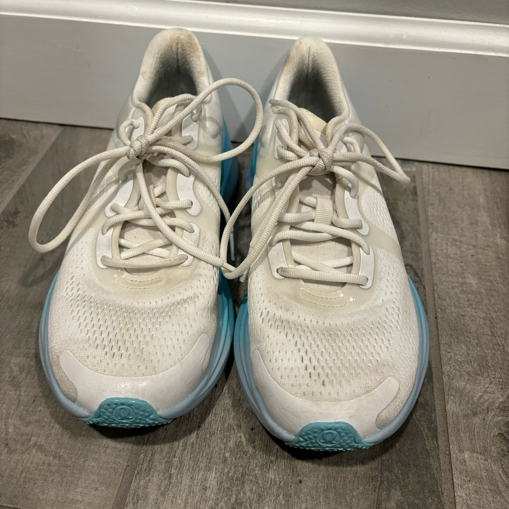Lululemon Blissfeel Womens Running Shoe White / C… - image 4